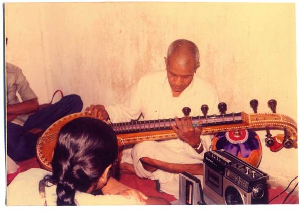 Early veena concert at Swara Sudha
